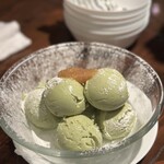 ガーリック ガーリック - ピスタチオアイス