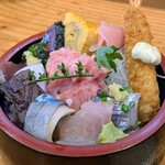 淳ちゃん寿司 - 海鮮丼