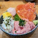 淳ちゃん寿司 - ズワイガニとネギトロ丼