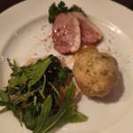 メルジェリーナ - 前菜（鴨肉、ヒラメのカルパッチョ、青海苔入りのポンデケージョ）