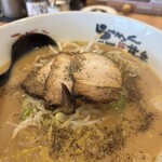 らーめん世界 - いつもベタ褒めのチャーシュー今年も度々いただきます