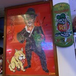 焼き鳥アポロ - 店内✨ロックでポップでいいっっ