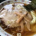 春木屋 - しょうゆワンタン麺　¥1200