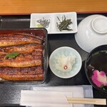 大衆鰻 うな吉 - 料理写真:うな重(上)