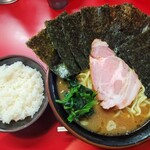 とらきち家 光 - ラーメン大盛海苔増し  普通ライス