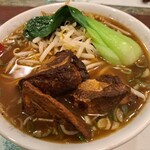 台湾飯店 - 料理写真:パイクー麺