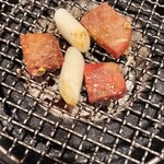 炭火焼肉 四谷山星 - 