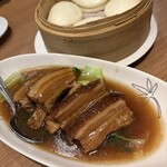 群愛飯店 - 