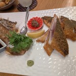 坊々樹 - 追加注文　生アジフライ　骨せんべいも美味しい