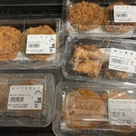 植田商店 - チキンカツ撮り忘れ　唐揚げは既に2個食べてます