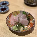 沖縄料理 あぐー豚 しゃぶしゃぶ AGU- - イラブチャーの刺身