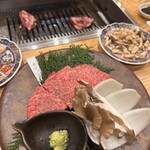 焼肉 高麗ガーデン - 厚切りカイノミ 色も綺麗