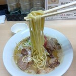 ラーメン たぬき屋 - 熟成豚骨ラーメン