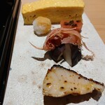銀座 稲葉 - 焼き物　だし巻き卵、明太子、椎茸、寒鰆西京焼き