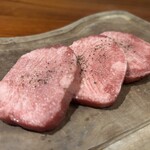 焼肉レストラン ROINS - 