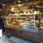 Comme’N TOKYO - 店内①