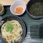 はなまるうどん - 紅鮭だし茶漬け風うどん(小)