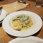 quarto - しらすとズッキーニのレモンパスタ