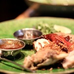 GINGER GRASS modern thai vietnamese - 鶏もも肉のグリル