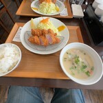 とん汁の店 まるやま食堂 雑色店 - 