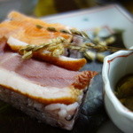 花咲 - サーモン/合鴨の押し寿司（五穀米、酢飯）美味しいです。