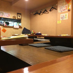 焼肉まるぜん - 店内…