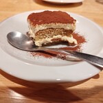 料理店オクノ - デザートは自家製ティラミス