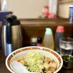 自家製太麺やきそば よしのり屋 - 油そば(並)850円にネギ増し50円