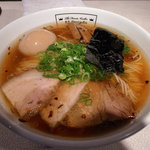 エルドラド - 我流旨味ソバ・醤油（850円）＋煮玉子（100円）