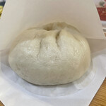 丑丑豚まん - 大きくてジューシーな豚まん〜※税込190円