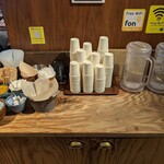 CAFE SALVADOR BUSINESS SALON - CAFE SALVADOR ＠茅場町 セルフサービステーブル