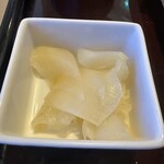 魚伸 - 【2026.1.12(月)】ランチ贅沢セットのガリ