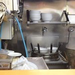 ラーメン　○菅 - 丼温め中♪　嬉しいね