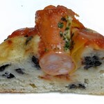 パン・ドゥ・マルシェ - オリーブとチョリソーのゴルゴンゾーラ断面