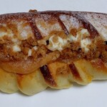 パン・ドゥ・マルシェ - キャラメルりんご