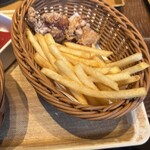 上高地あずさ珈琲 - 山賊焼きとポテト