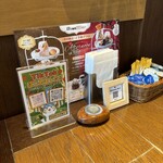 上高地あずさ珈琲 - テーブル周り