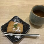 とんかつ成蔵 - 衣を使ったバナナバウンドケーキ