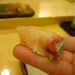 鮨 いとう - 寒鰤。リフト(^-^)/