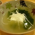 鮨 いとう - のどぐろの骨出汁湯豆腐♪