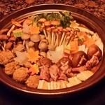 うしごろ 貫 - 極みのホルモン味噌鍋