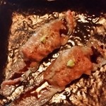 うしごろ 貫 - リブカルビ炙り握り