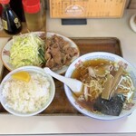 はぐろや - 焼肉ライス・半ラーメンセット¥950
