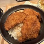 新潟カツ丼 タレカツ 神田今川橋店 - 