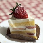 東京いちごカフェ - ショートケーキ 680円