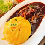 喫茶キャンディラップ - 卵のドレスがステキ