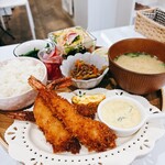 COFFEE＆KITCHEN フロア - 