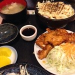 北野屋 - チーズサーモンの炙り丼とミニ唐揚げ定食です （2014.12 byジプシーくん）