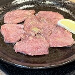 ぎおん - タン塩　ジャンキーな味付け