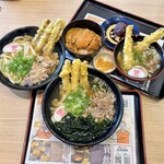 資さんうどん - 料理写真: